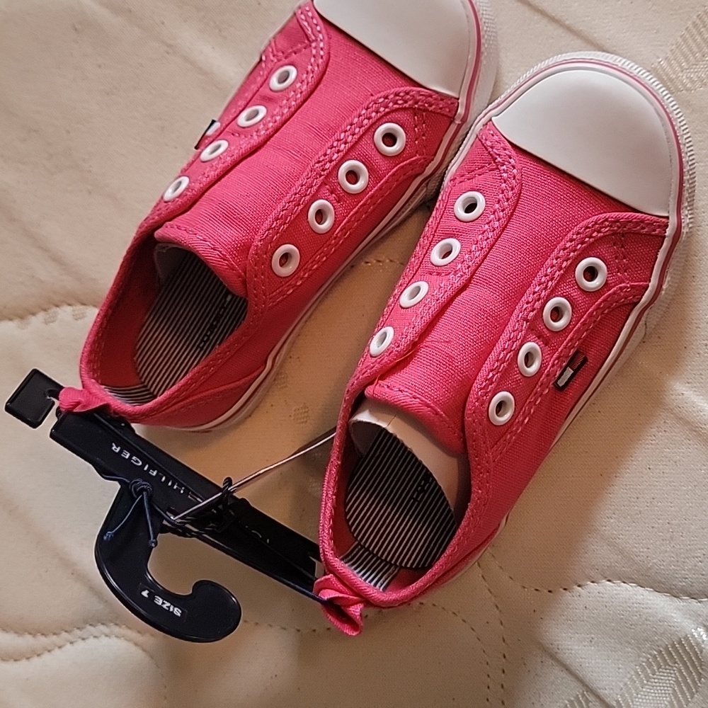 New Tommy toddler canvas 7